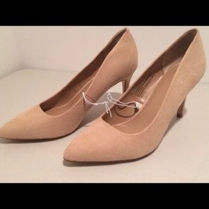 Beige Heels, Size 9 1/2